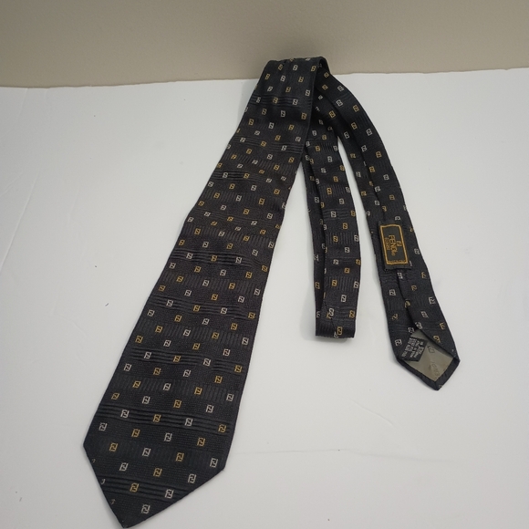 Authentic Vtg Fendi Cravette Italy Black Gold Silver Print Silk Men’s Necktie - Picture 4 of 10
